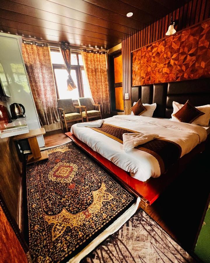 Lands End Resort Anantnag ภายนอก รูปภาพ